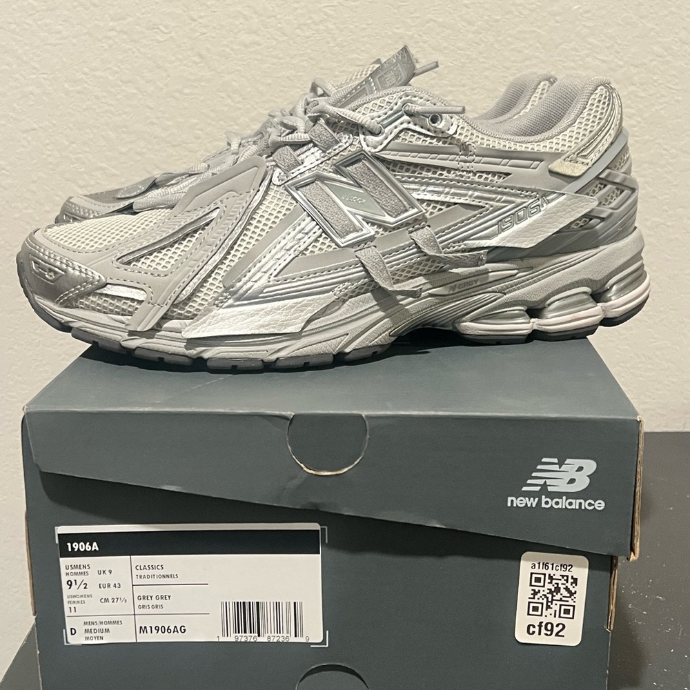 New Balance 1906A